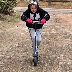 Meet your Posher, Meredith